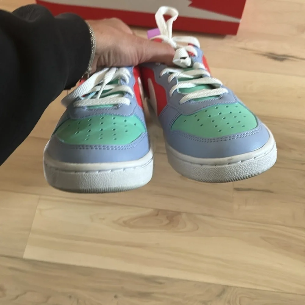 Nike Women's Multicolor Sneakers